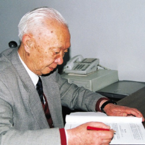 汪家鼎