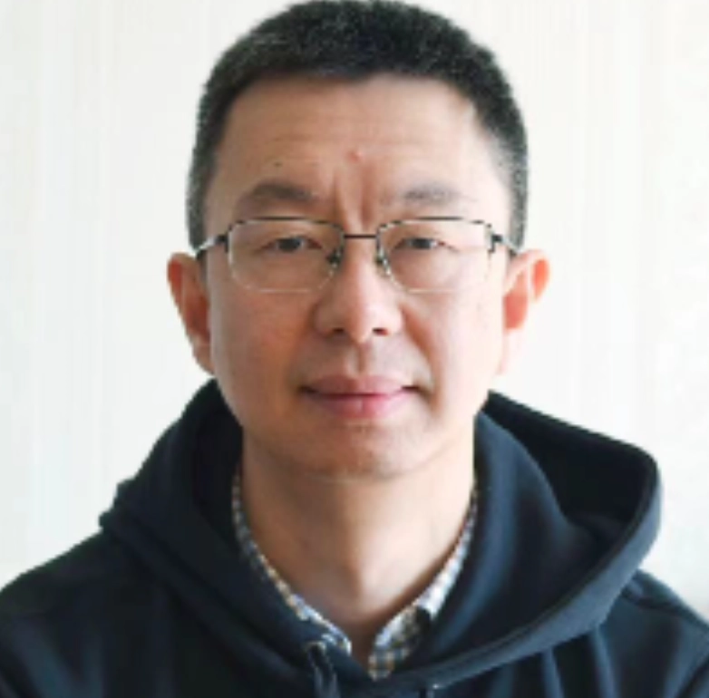 矫维成
