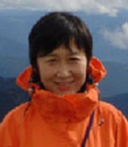 李雯