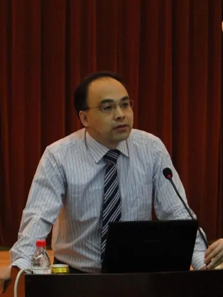 杨发文