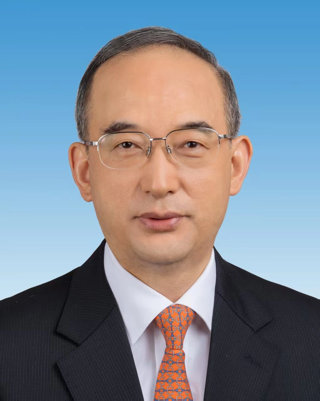 黄强