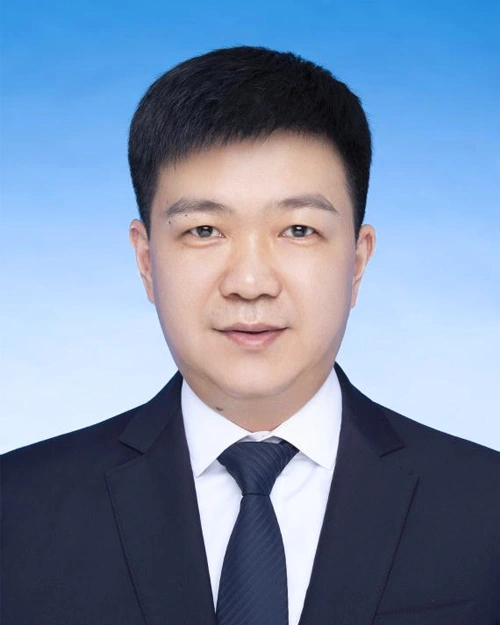 何锋