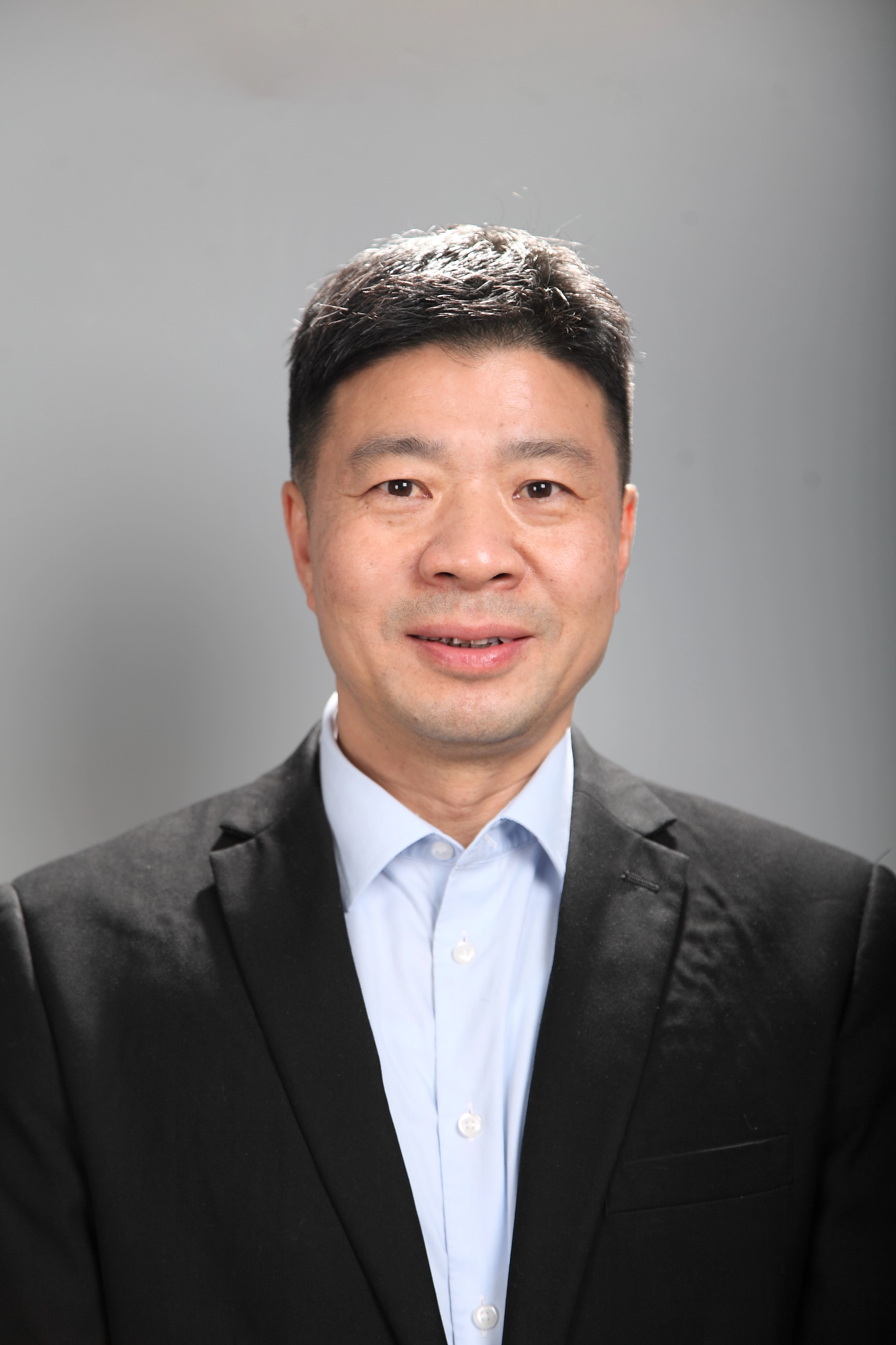 李健强