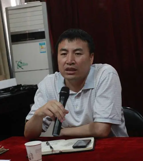 路凤银