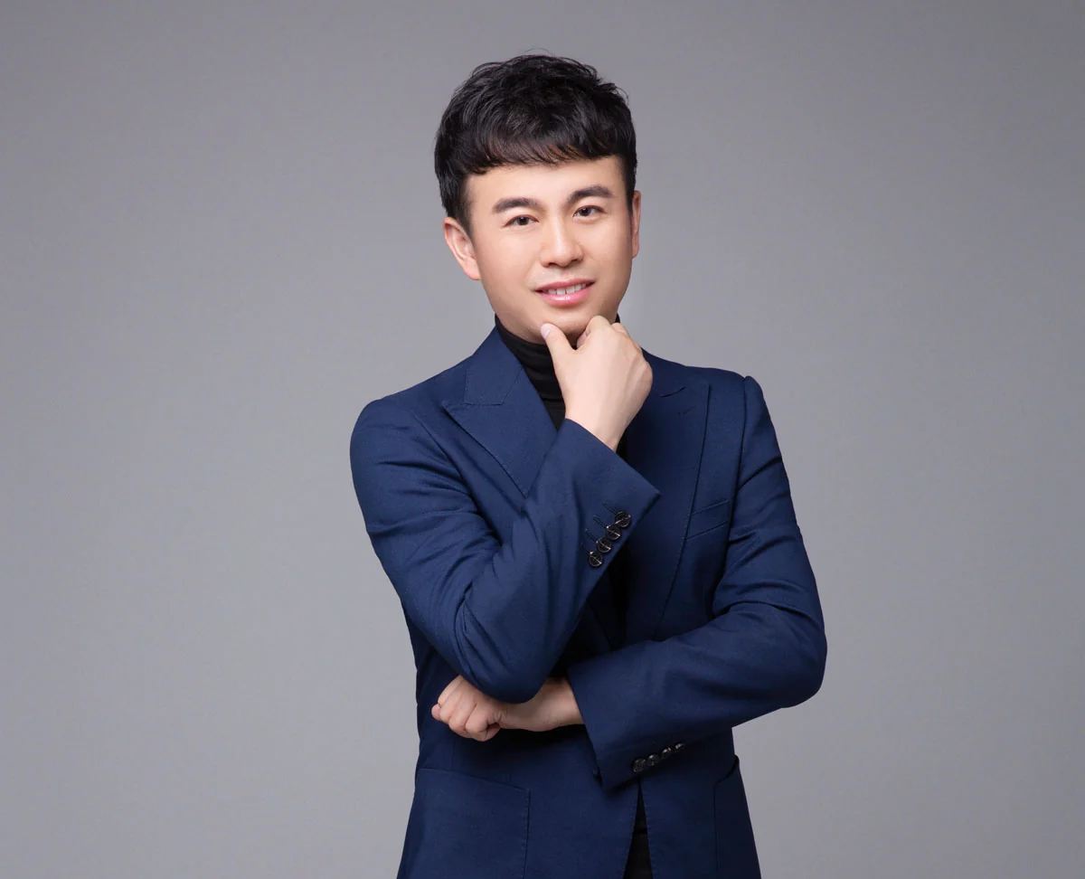 杨栋