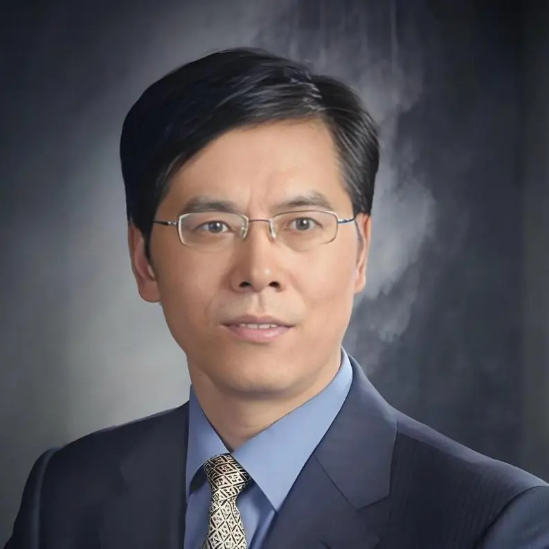 彭世彰头像