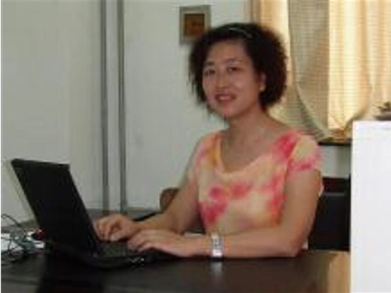 冯莉
