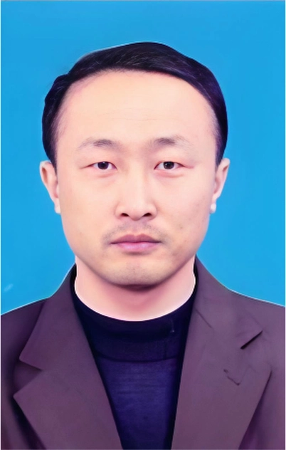 皇志富
