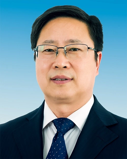 秦梦华头像