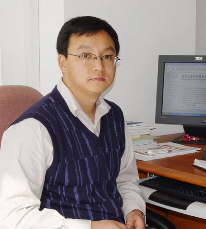 荣建