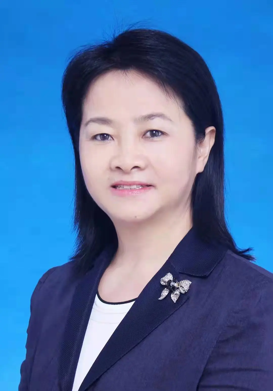 杨玲