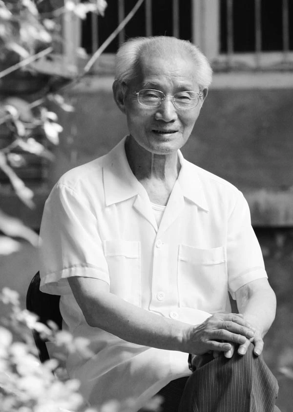倪士毅头像