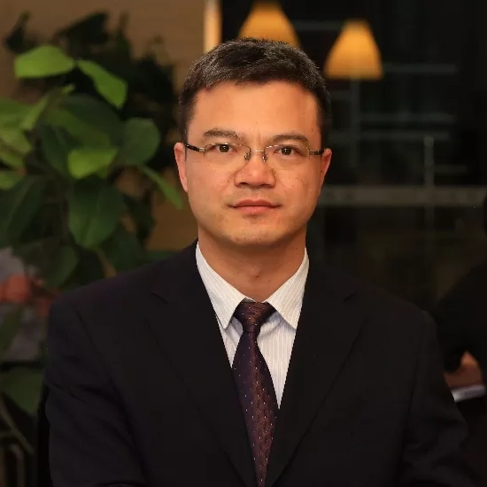 车万翔