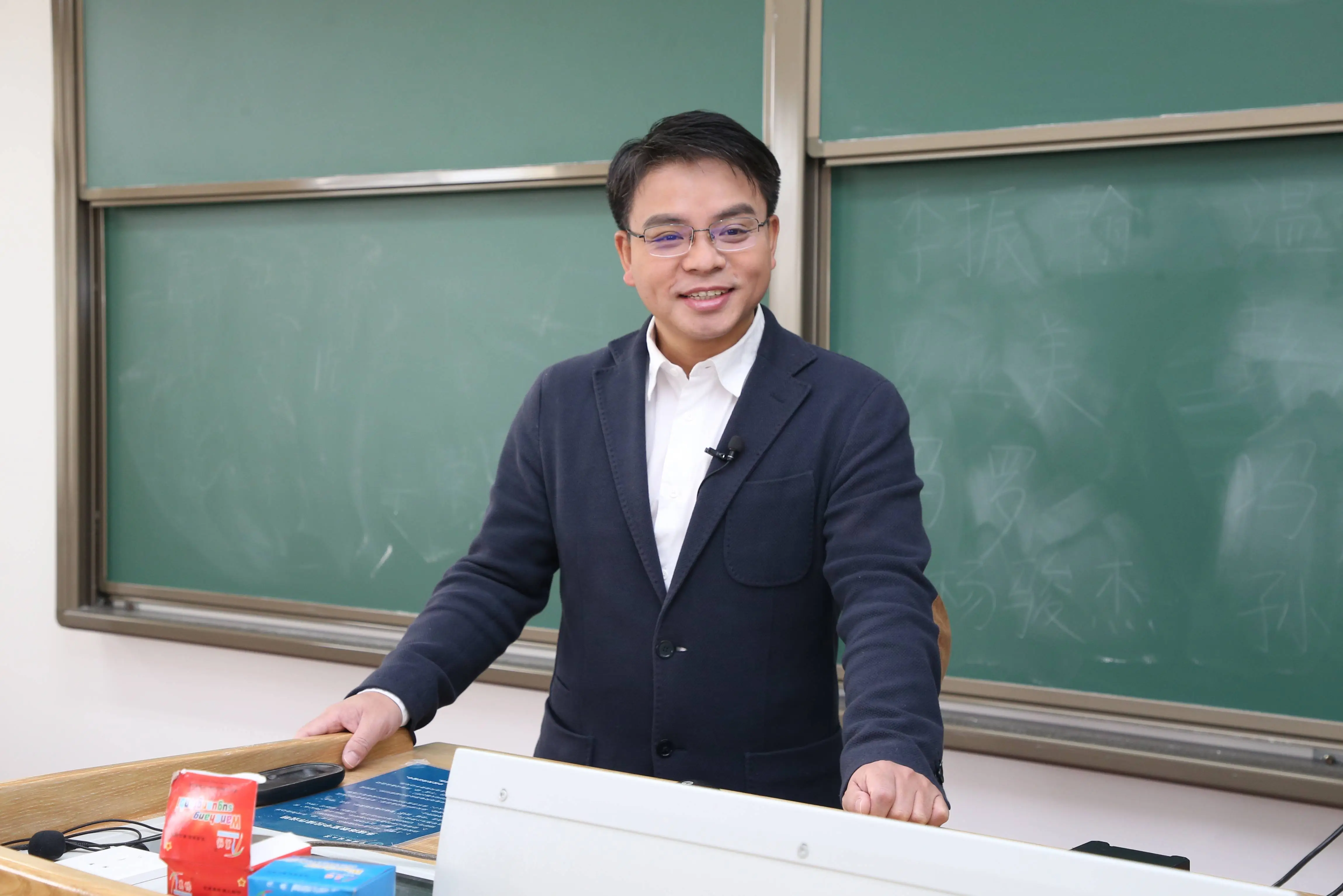 吴怀春