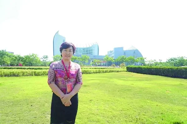 郝矿荣