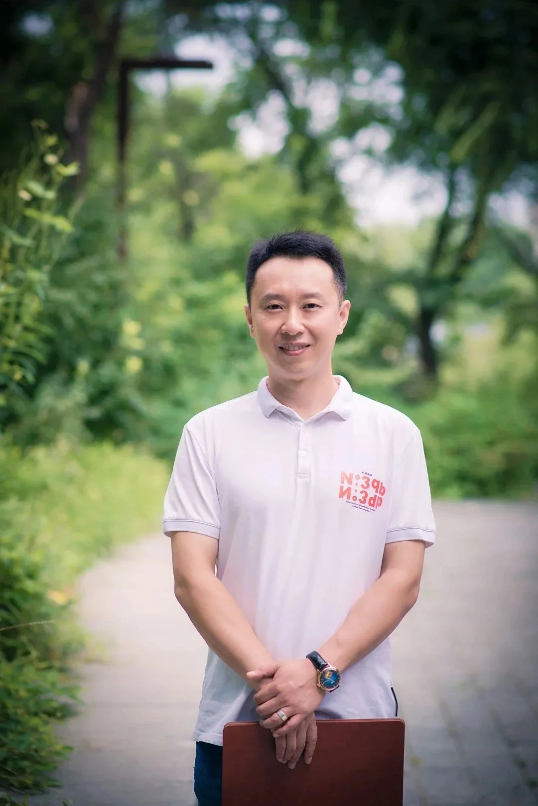 孟令军