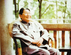 罗明