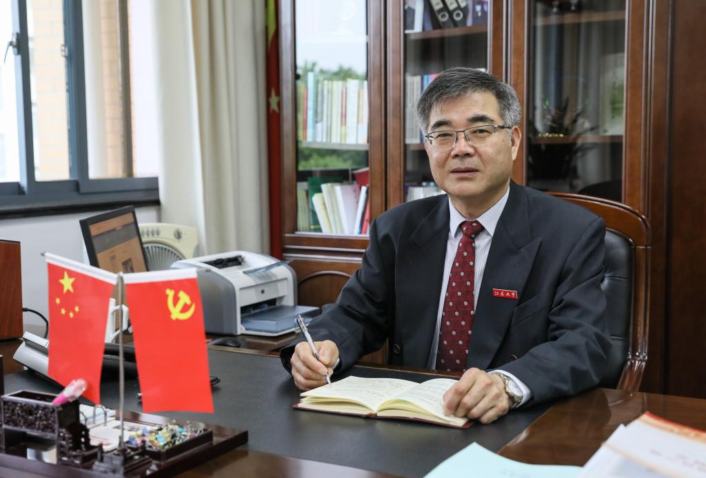 袁寿其