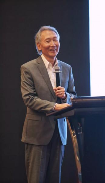 Chenming Hu