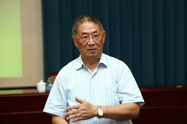 范钦珊