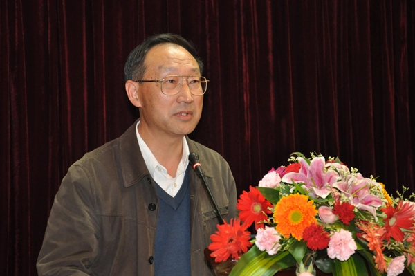 陈关龙