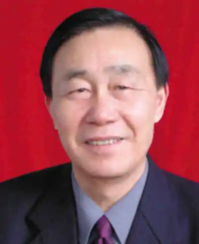 许梓荣头像