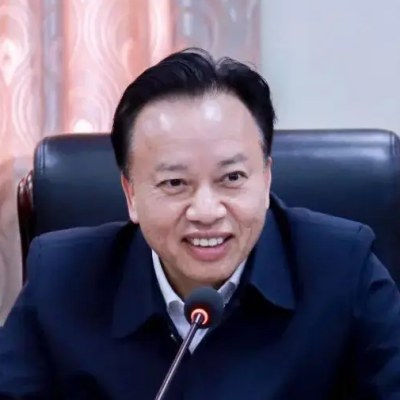郑宝东