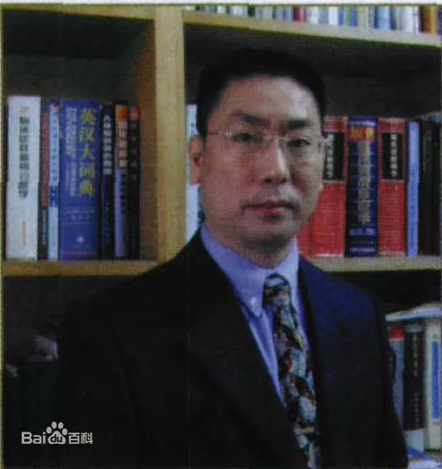 张亚历
