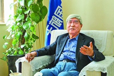 戚发轫:让航天精神薪火相传